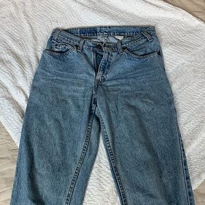 Vintage Levi’s - ankle length, mid-rise